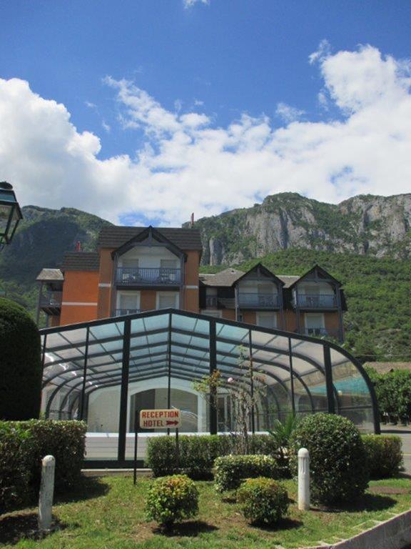 Hôtel Chez Pierre d'Agos Exterior foto