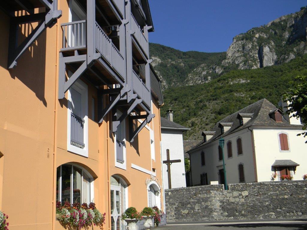 Hôtel Chez Pierre d'Agos Exterior foto